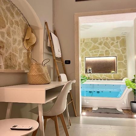 Brama Wellness Experience Lägenhet Brindisi Exteriör bild
